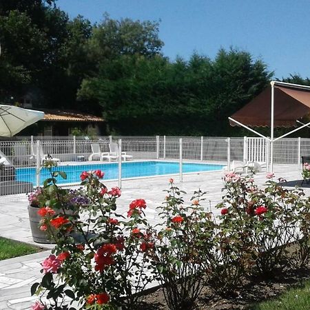 Le Cabassou Du Medoc Begadan Exterior photo