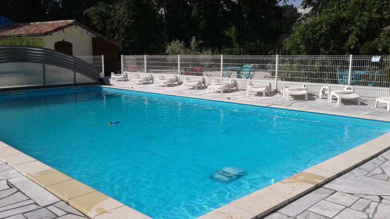Le Cabassou Du Medoc Begadan Exterior photo