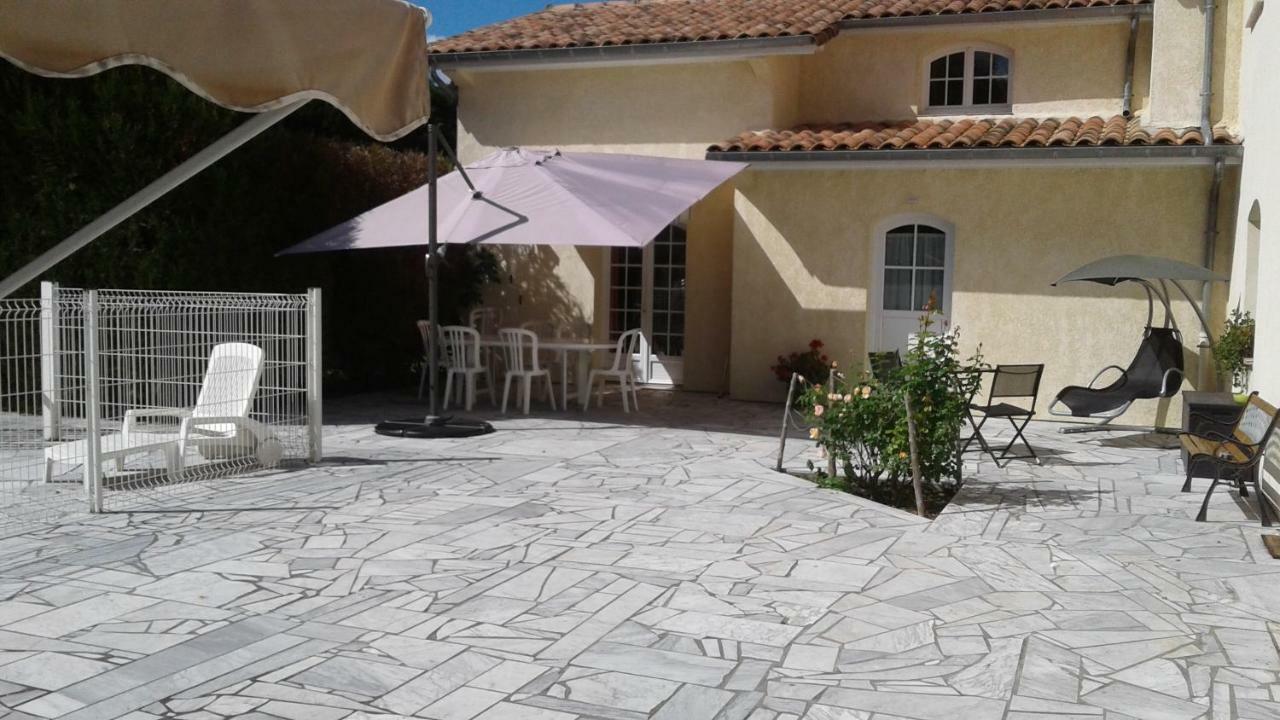 Le Cabassou Du Medoc Begadan Exterior photo